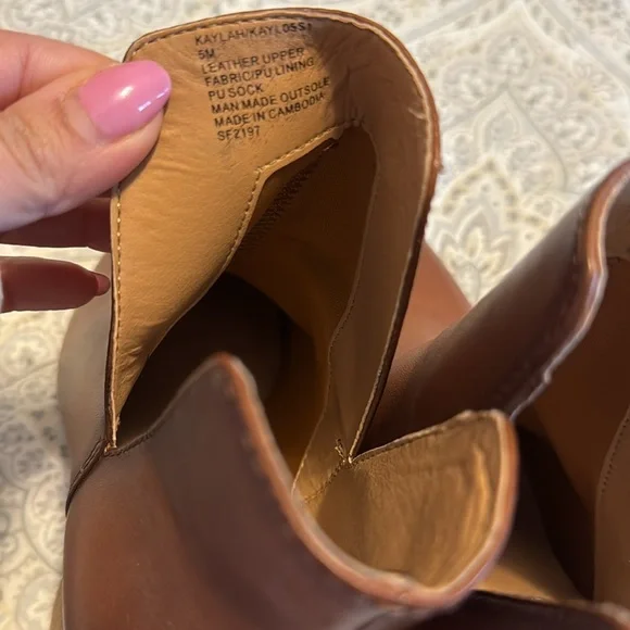 Women’s Steve Madden Booties Size 5 - Picture 7 of 8